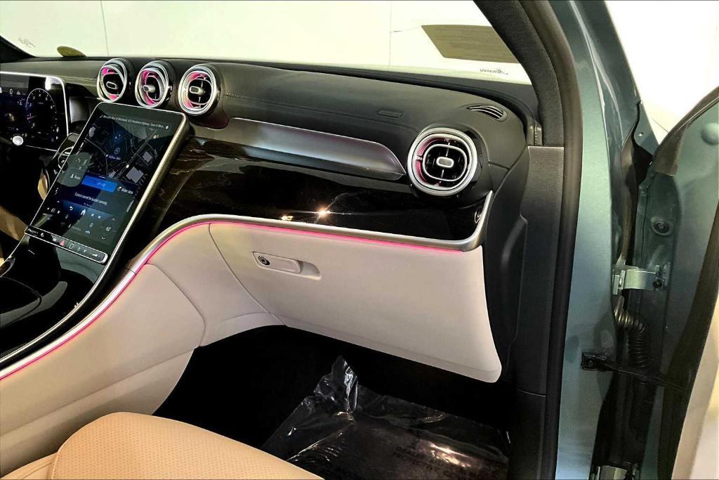 used 2025 Mercedes-Benz GLC 300 car, priced at $52,295
