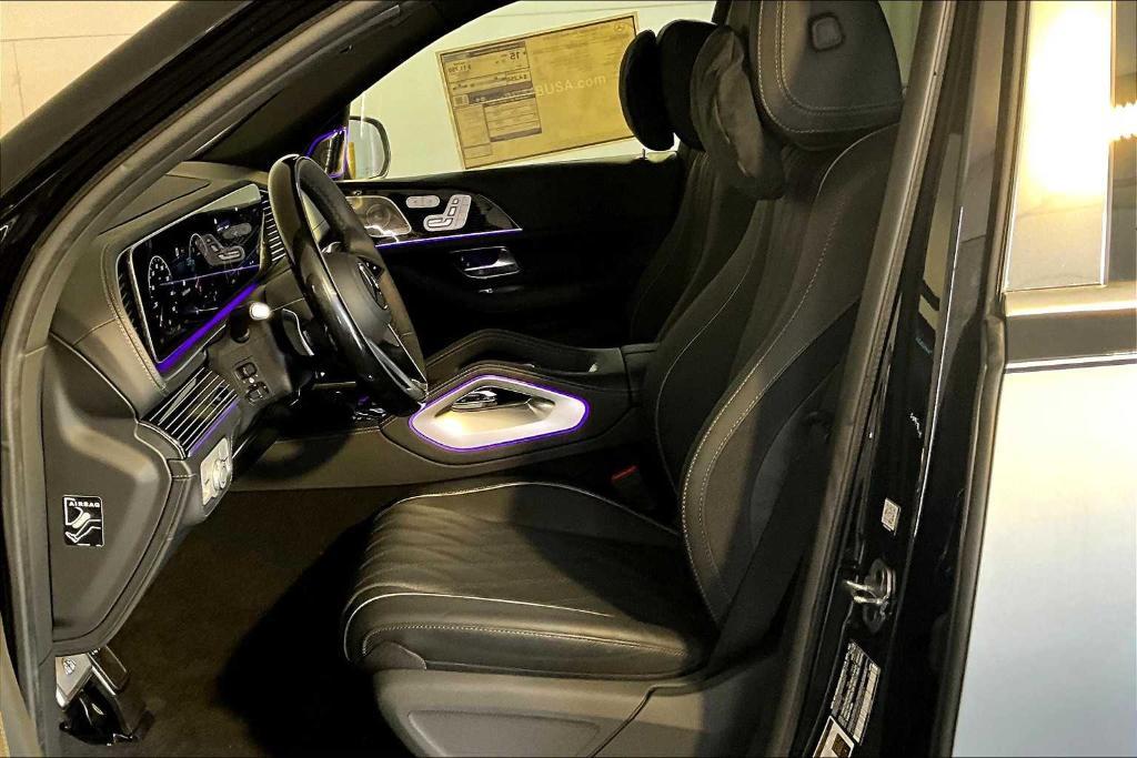new 2025 Mercedes-Benz Maybach GLS 600 car, priced at $207,500