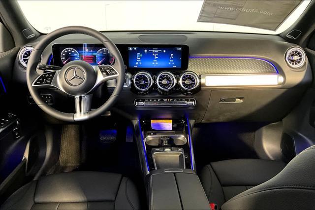 new 2024 Mercedes-Benz GLB 250 car, priced at $51,925