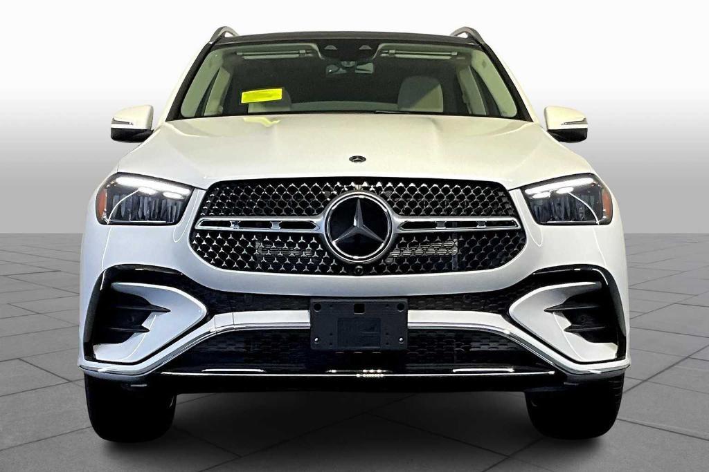 new 2026 Mercedes-Benz GLE 450 car, priced at $84,340