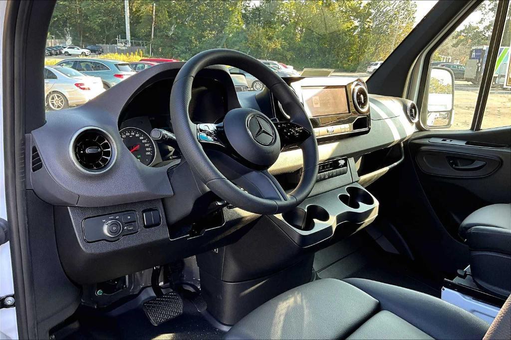 new 2025 Mercedes-Benz Sprinter 2500 car, priced at $62,025