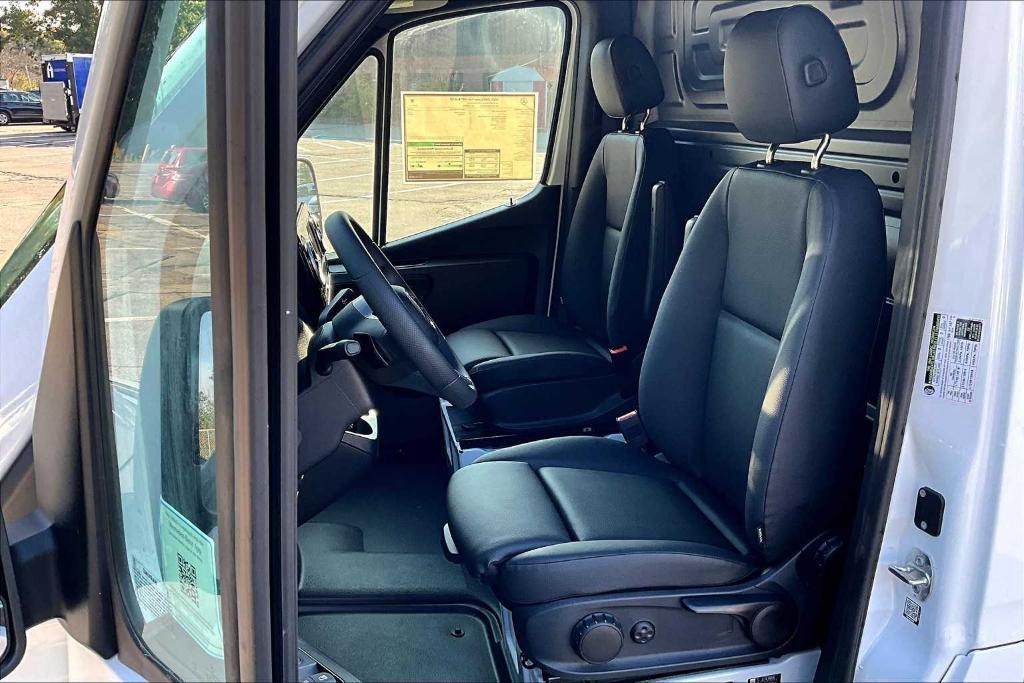 new 2025 Mercedes-Benz Sprinter 2500 car, priced at $62,025