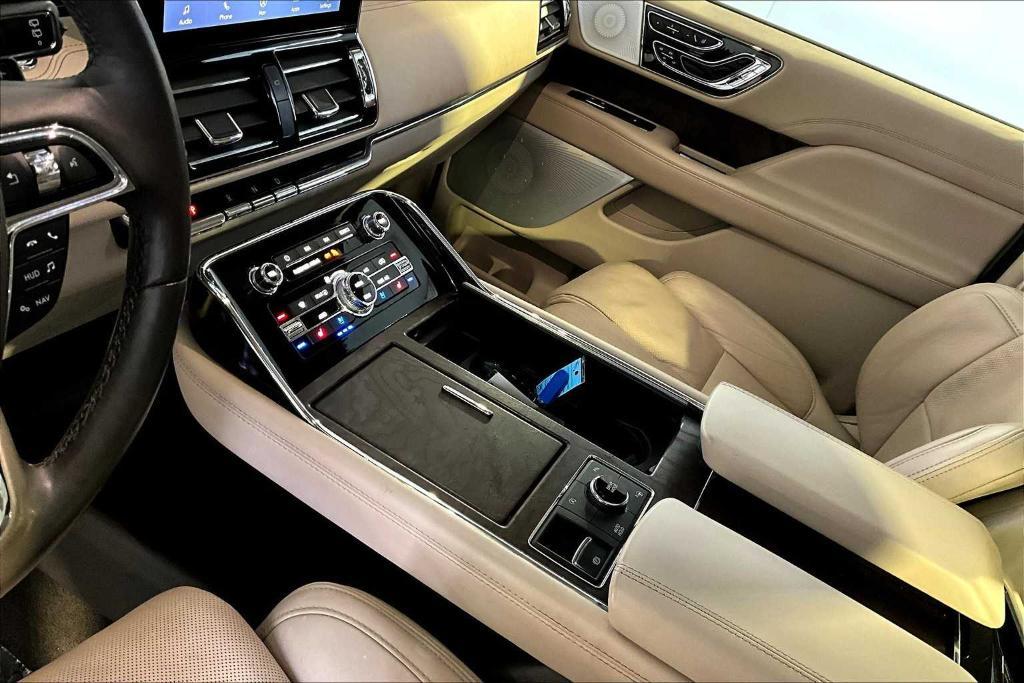 used 2020 Lincoln Navigator car, priced at $35,998