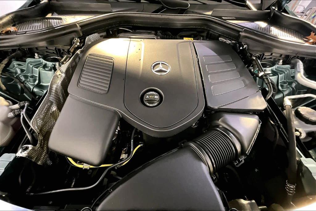 new 2026 Mercedes-Benz GLC 300 car, priced at $59,600