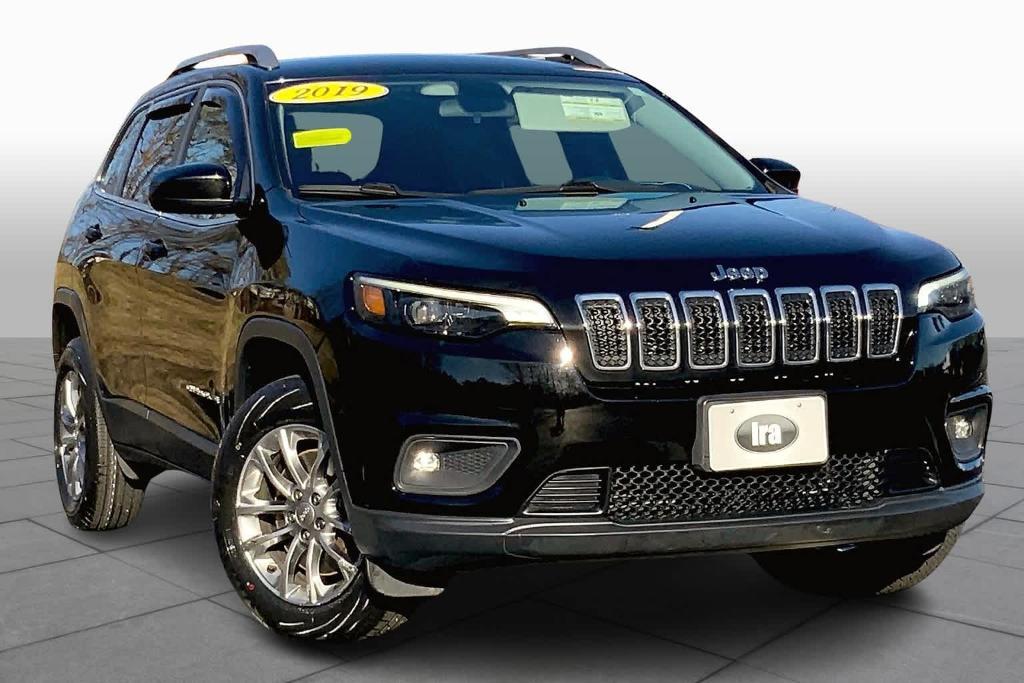 used 2019 Jeep Cherokee car, priced at $18,688