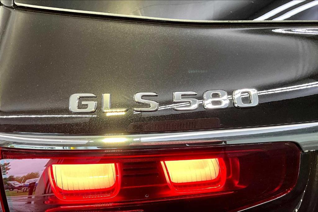 new 2025 Mercedes-Benz GLS 580 car, priced at $127,405