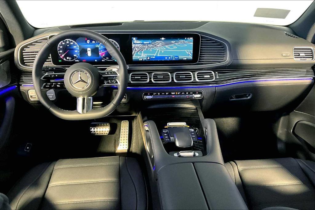 new 2025 Mercedes-Benz GLS 580 car, priced at $127,405