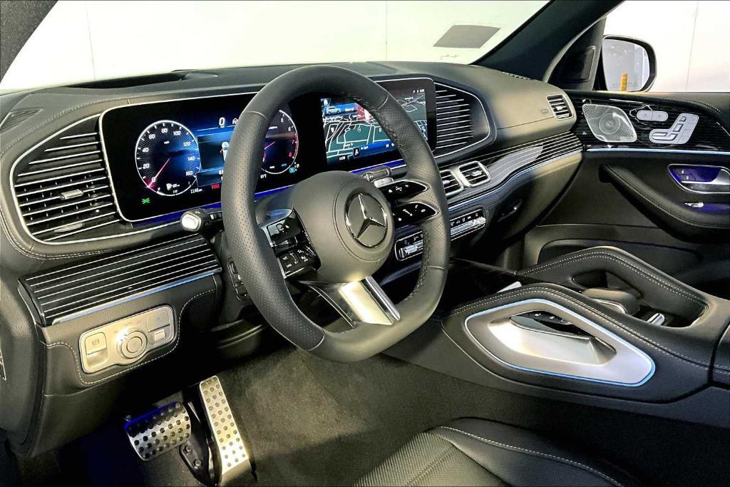 new 2025 Mercedes-Benz GLS 580 car, priced at $127,405