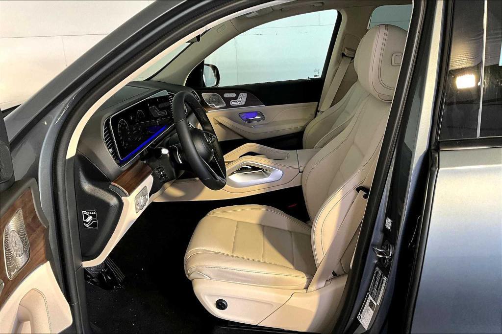 new 2025 Mercedes-Benz GLE 350 car, priced at $78,060