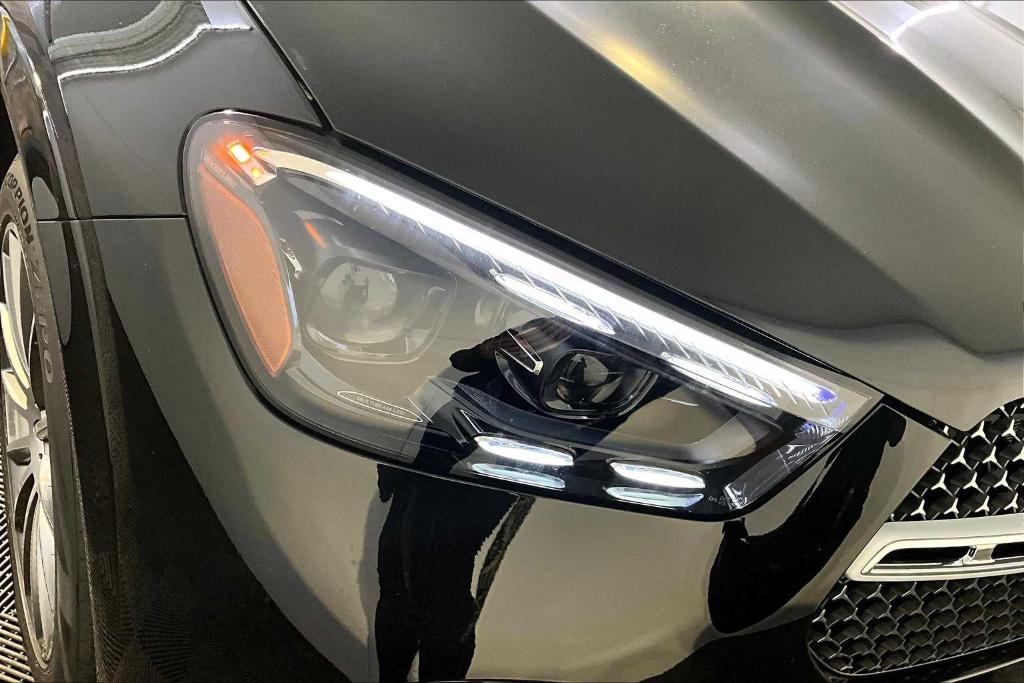 new 2026 Mercedes-Benz GLE 450 car, priced at $89,800