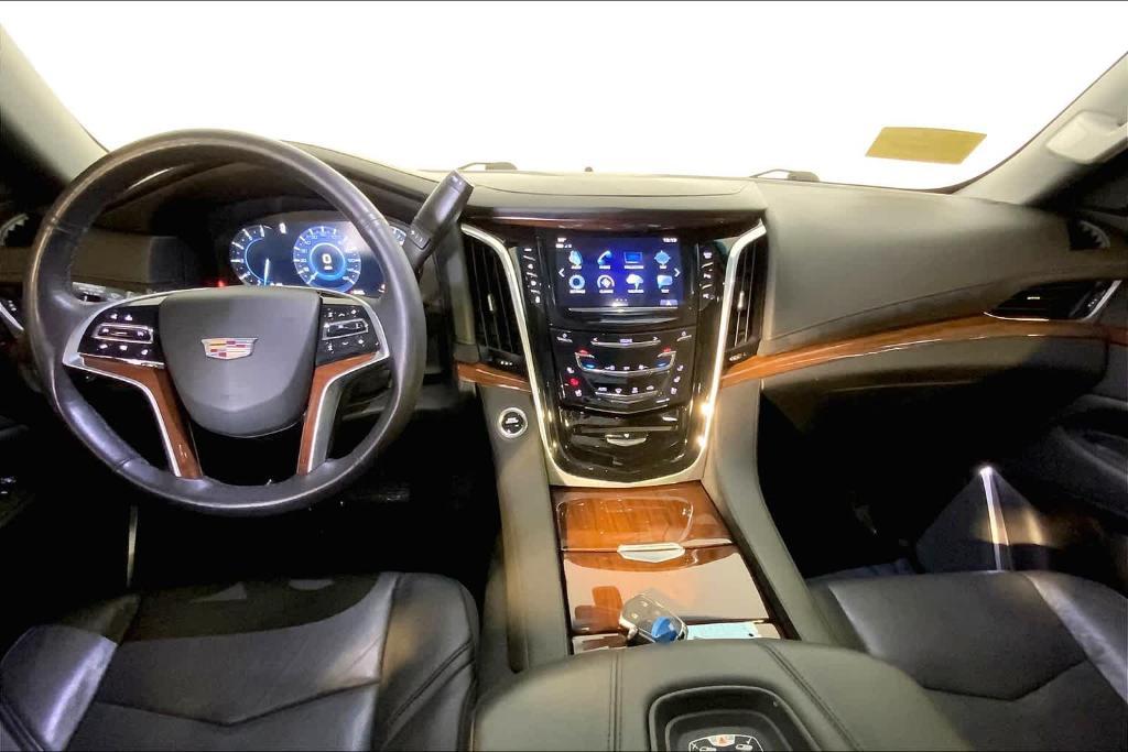 used 2019 Cadillac Escalade car, priced at $35,584