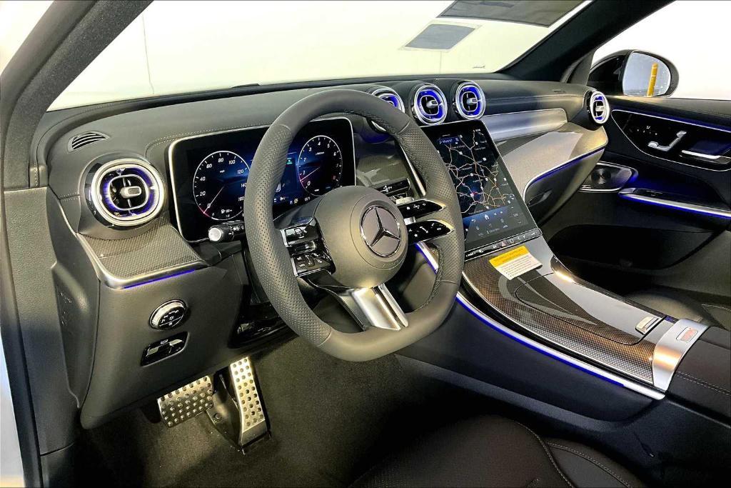 new 2025 Mercedes-Benz GLC 300 car, priced at $61,795