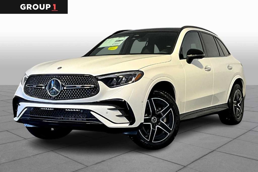 new 2025 Mercedes-Benz GLC 300 car, priced at $61,795