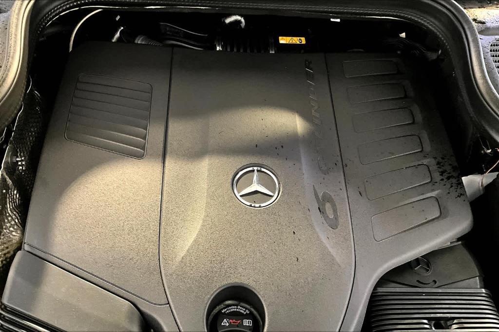 new 2025 Mercedes-Benz GLE 450 car, priced at $89,470