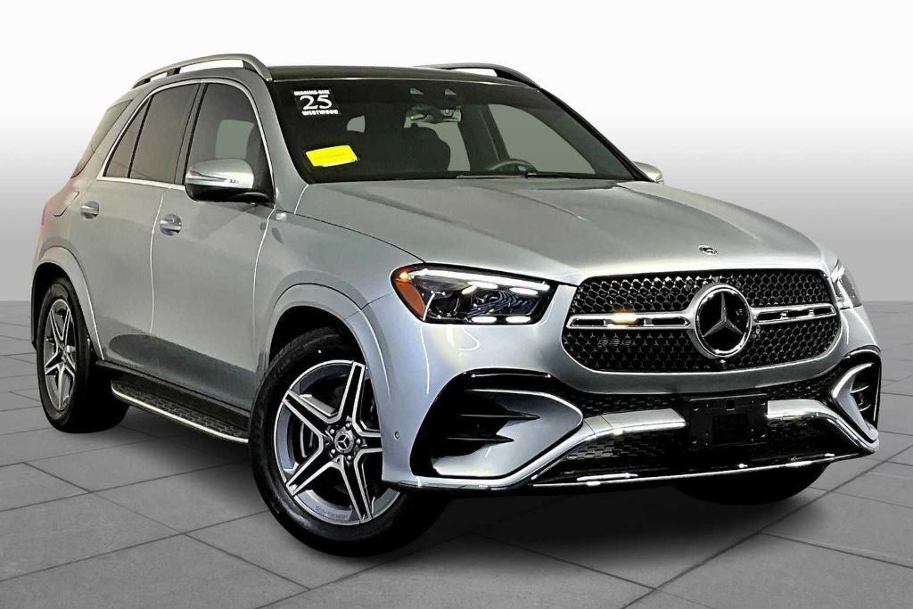 used 2025 Mercedes-Benz GLE 450 car, priced at $77,998