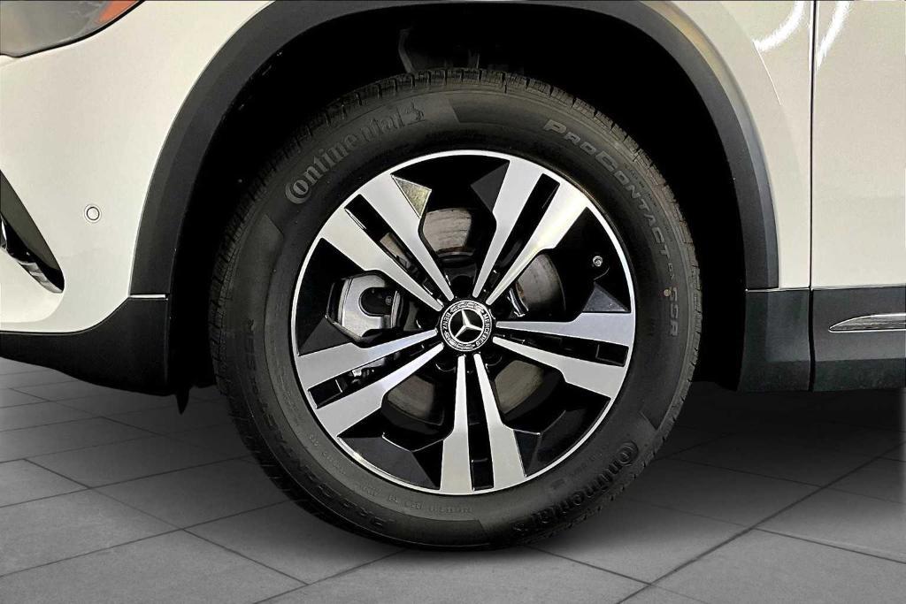 new 2026 Mercedes-Benz GLA 250 car, priced at $49,935