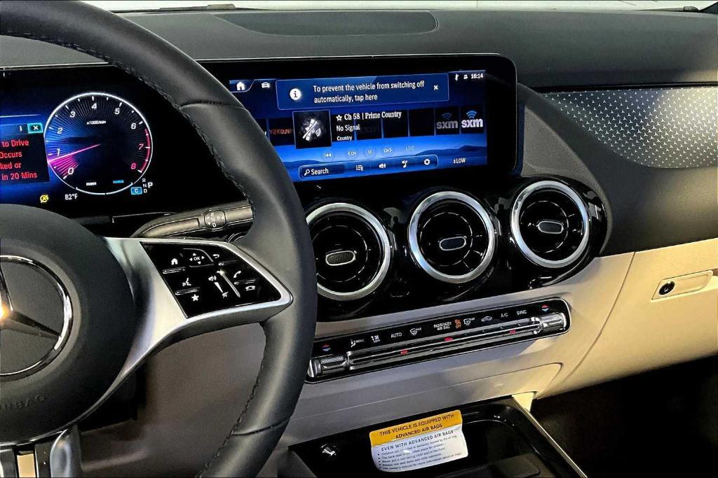 new 2025 Mercedes-Benz GLA 250 car, priced at $44,250
