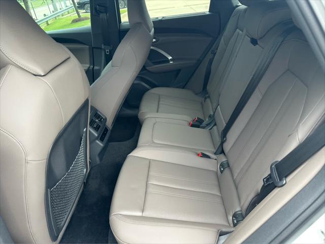 new 2025 Audi Q5 car, priced at $61,300
