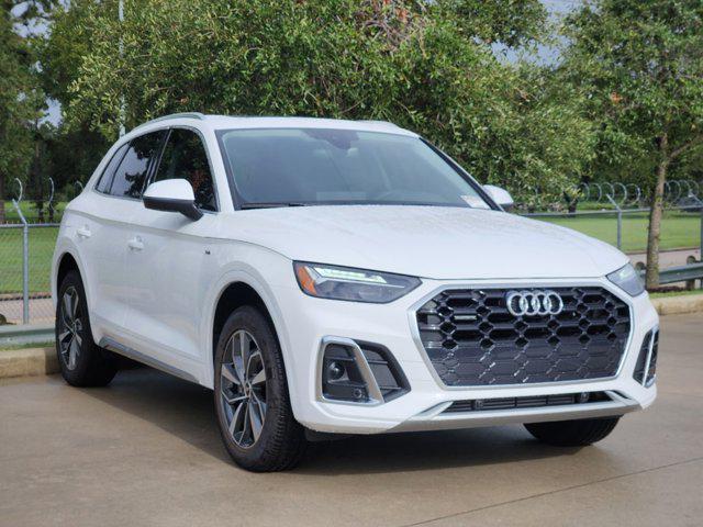 new 2024 Audi Q5 car, priced at $53,495