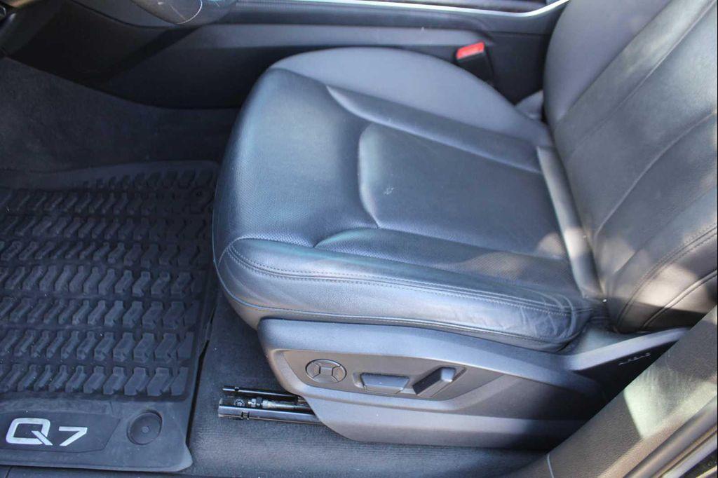 used 2021 Audi Q7 car, priced at $24,991