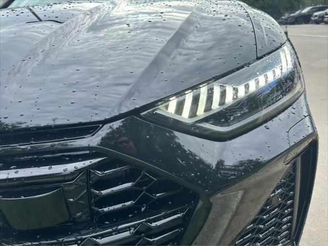 new 2025 Audi RS 6 Avant car, priced at $147,985