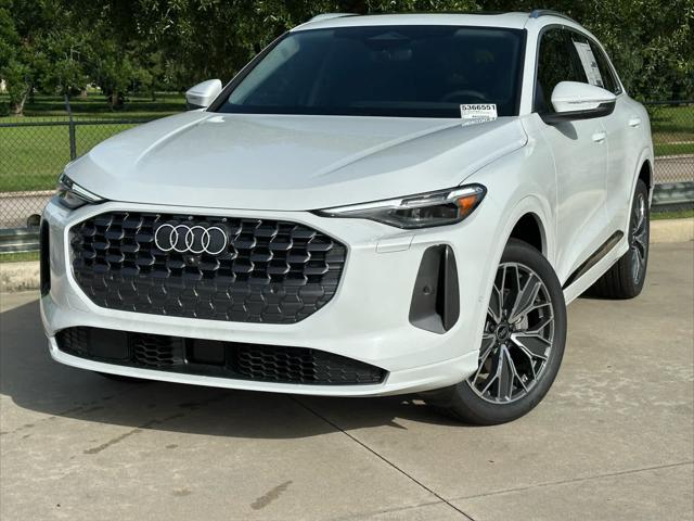 new 2025 Audi Q5 car, priced at $62,040