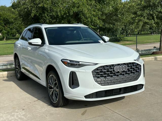 new 2025 Audi Q5 car, priced at $62,040