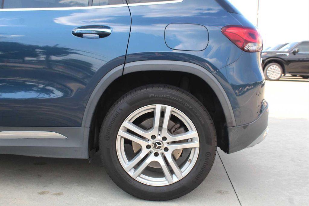 used 2021 Mercedes-Benz GLA 250 car, priced at $22,991