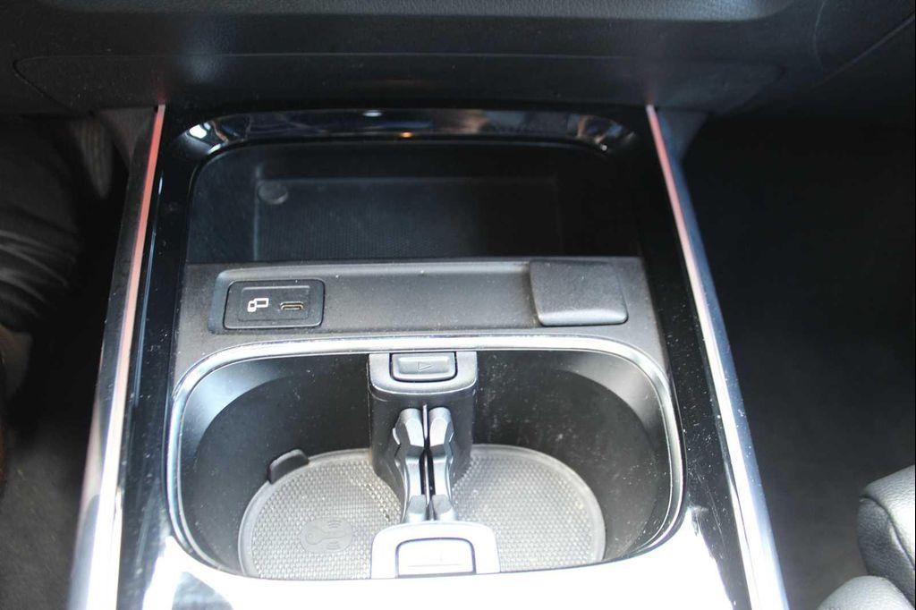 used 2021 Mercedes-Benz GLA 250 car, priced at $22,991