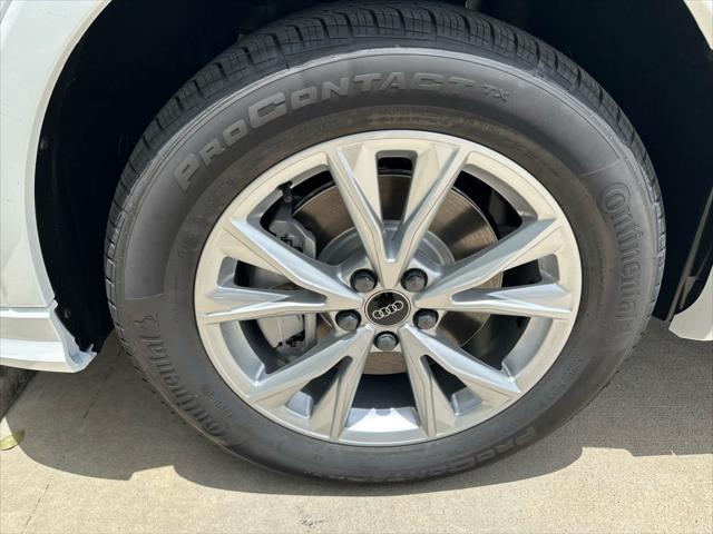 new 2025 Audi Q3 car, priced at $43,555