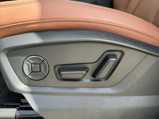 new 2025 Audi Q7 car, priced at $77,000