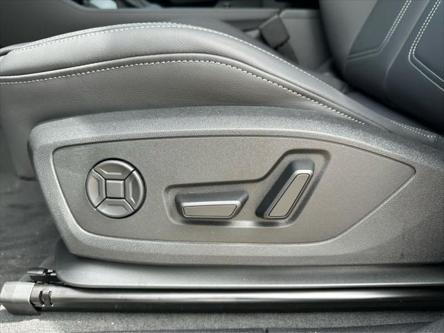 new 2025 Audi Q3 car, priced at $45,490