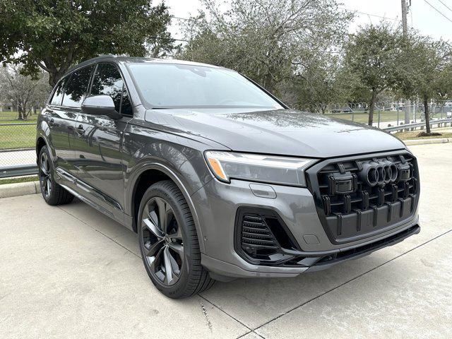 new 2025 Audi Q7 car, priced at $77,840