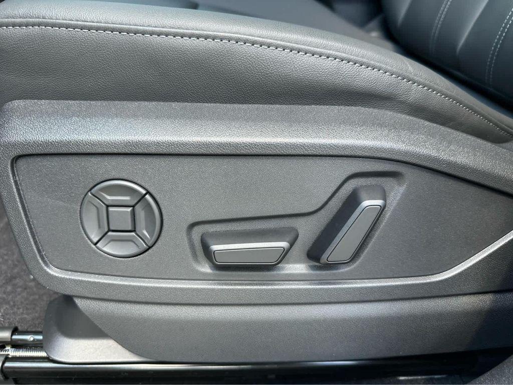 new 2025 Audi Q5 car, priced at $60,350
