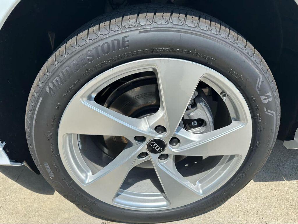 new 2025 Audi Q5 car, priced at $60,350