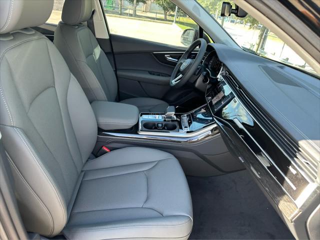 new 2025 Audi Q7 car, priced at $77,080