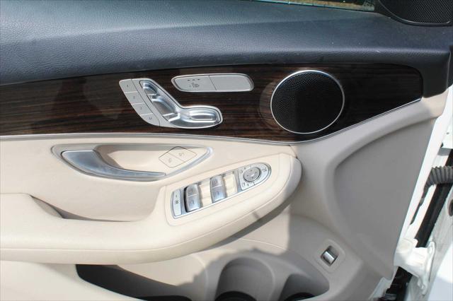 used 2022 Mercedes-Benz GLC 300 car, priced at $31,881