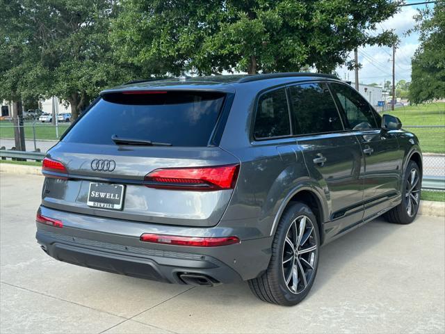new 2025 Audi Q7 car, priced at $71,170