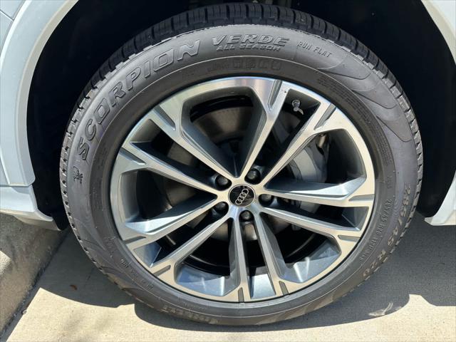 new 2025 Audi Q7 car, priced at $64,920