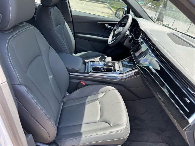 new 2025 Audi Q7 car, priced at $64,920