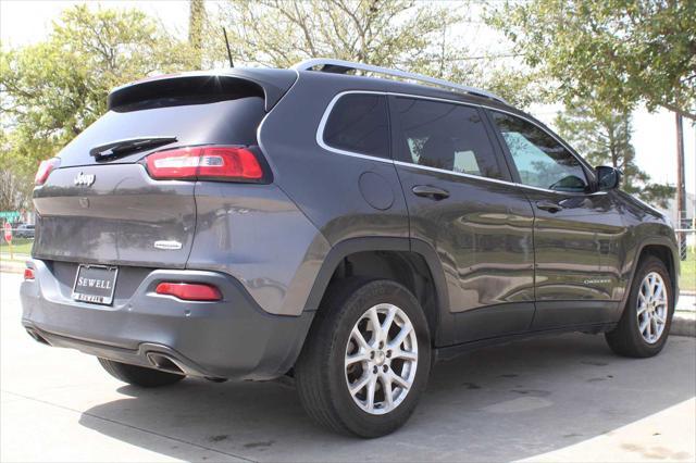 used 2017 Jeep Cherokee car, priced at $13,991