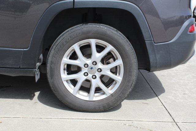 used 2017 Jeep Cherokee car, priced at $13,991