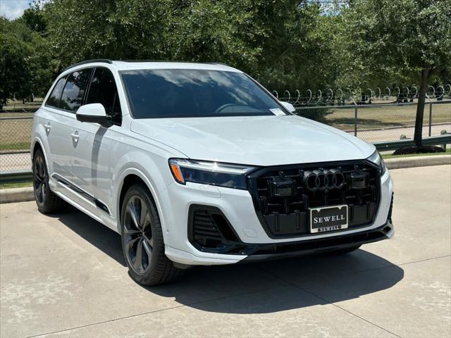 new 2025 Audi Q7 car, priced at $76,645