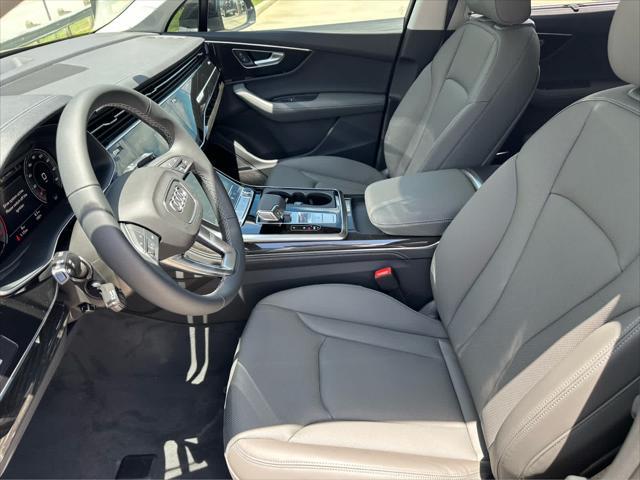 new 2025 Audi Q7 car, priced at $76,480