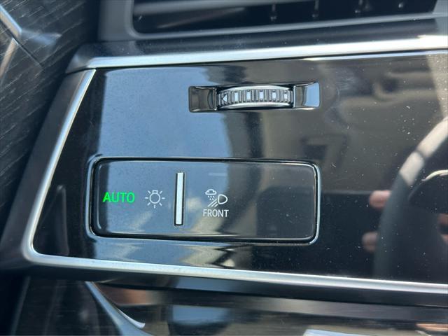 new 2025 Audi Q7 car, priced at $76,480