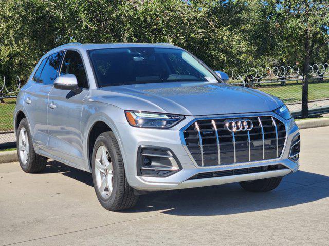 new 2025 Audi Q5 car, priced at $49,700