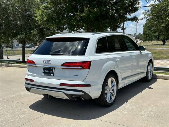 new 2025 Audi Q7 car, priced at $76,950