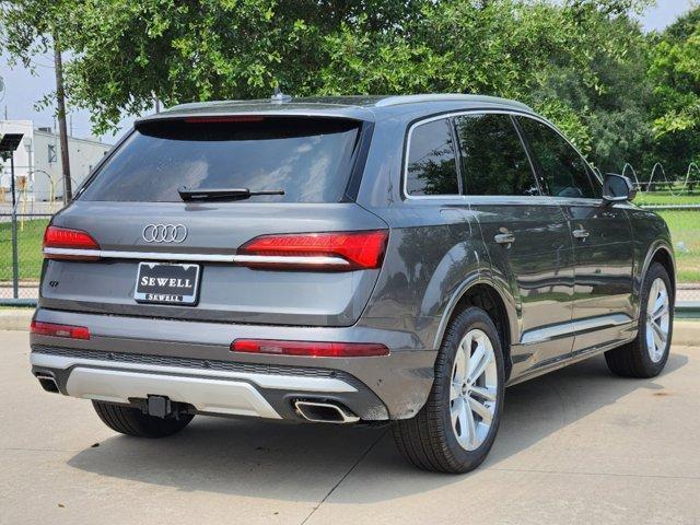 new 2025 Audi Q7 car, priced at $68,100