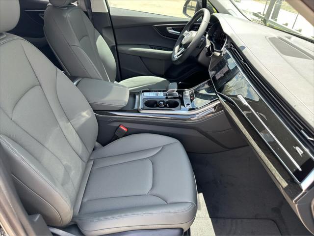 new 2025 Audi Q7 car, priced at $76,480