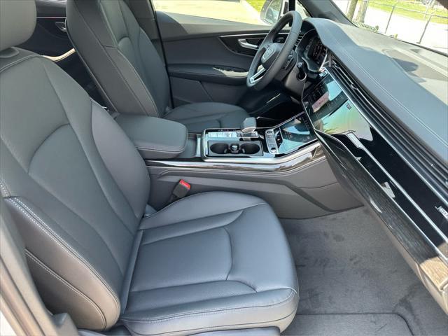new 2025 Audi Q7 car, priced at $76,350